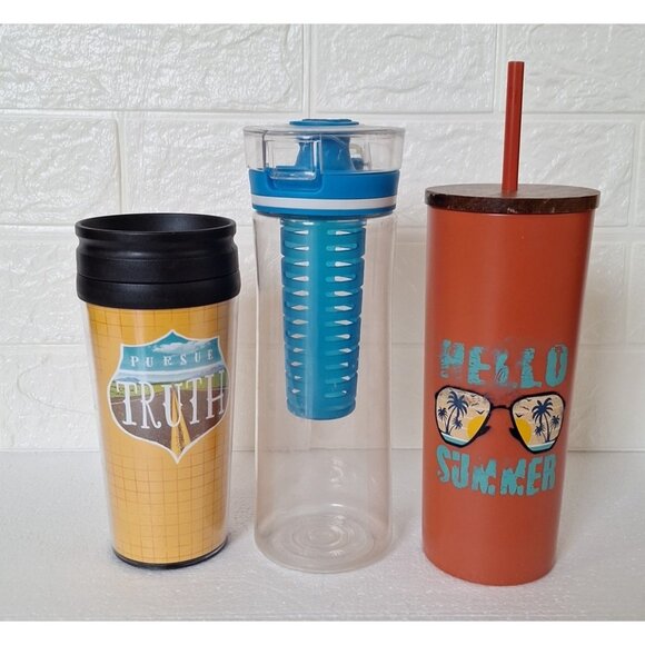 BUNDLE OF ASSORTED PORTABLE CUPS - Picture 2 of 12